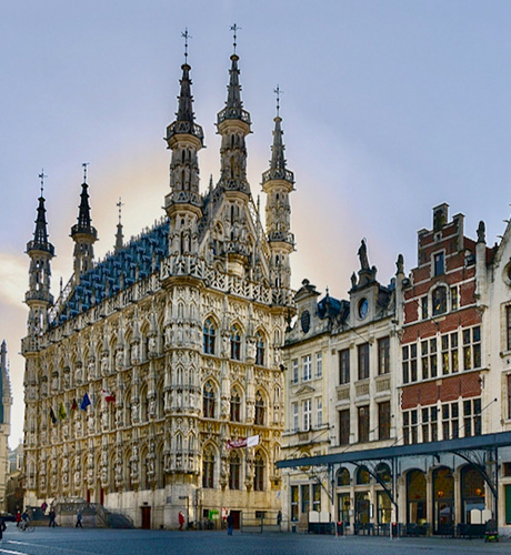 hoogtepunten Leuven grote markt en stadhuis